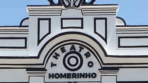 O Teatro Homerinho comemora seu primeiro aniversário